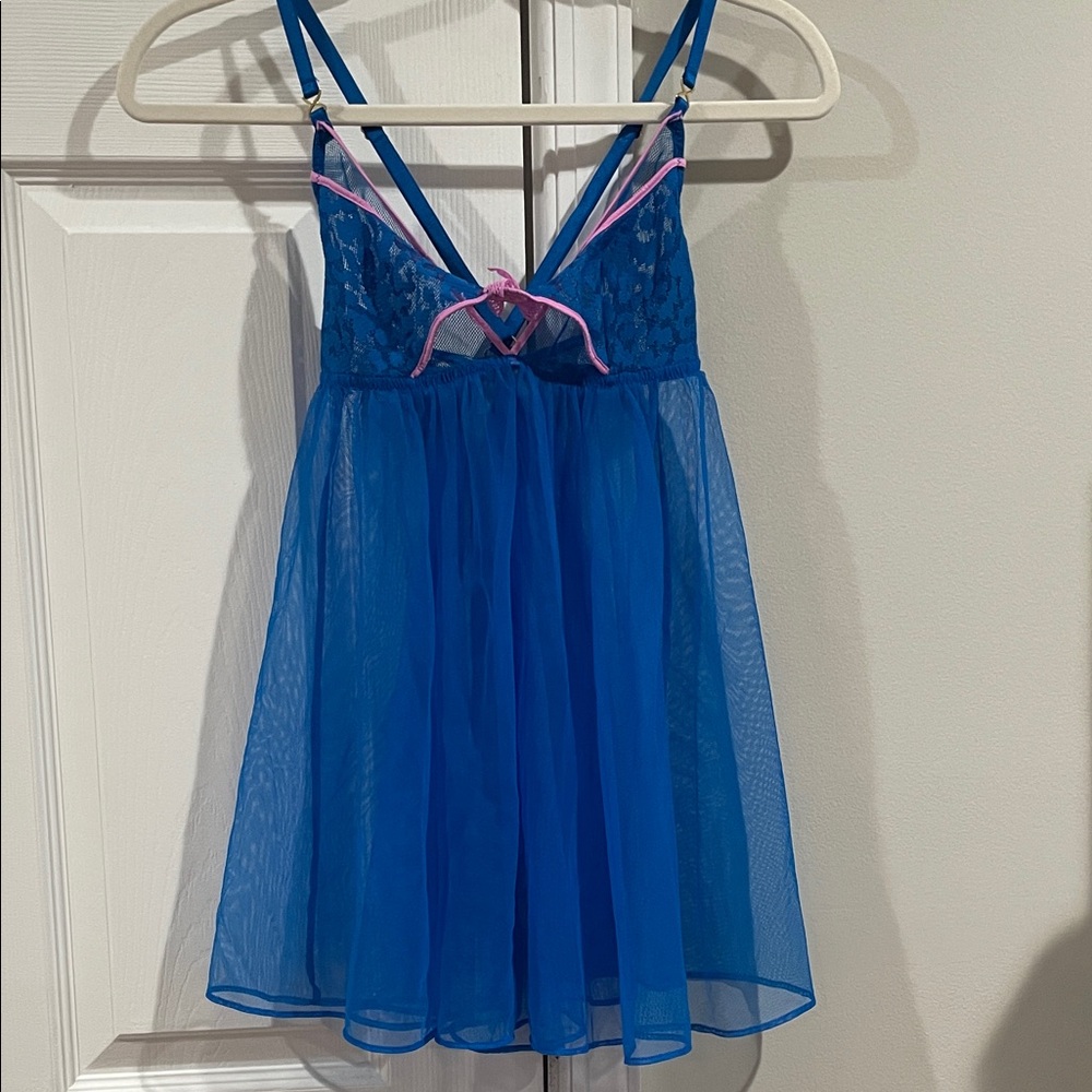Victoria’s Secret Blue Lace & Mesh Babydoll Nightdress- Size Medium NWOT